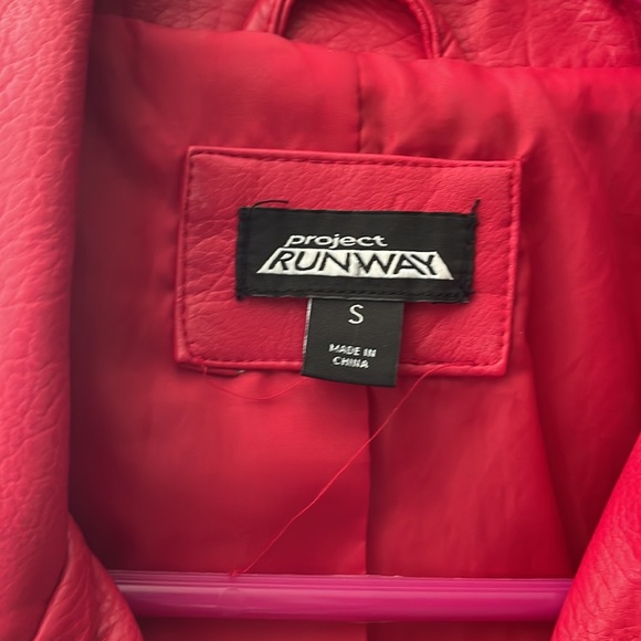 Red leather jacket - Project RUNWAY - Small - Picture 3 of 4